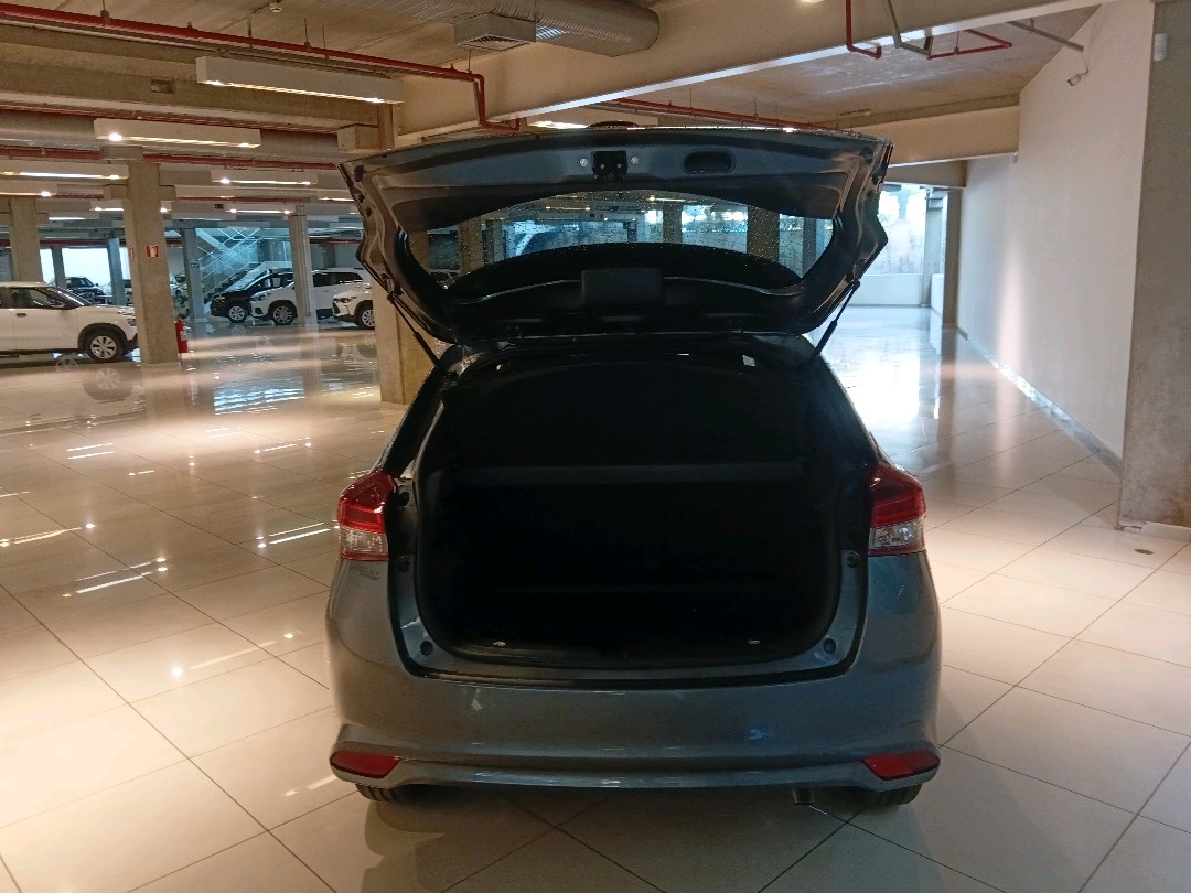 Toyota-YARIS-1.5 16V FLEX XS MULTIDRIVE