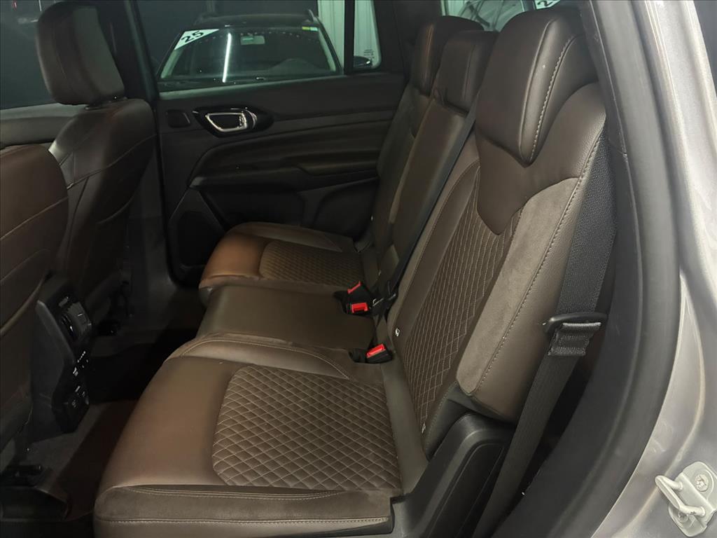 COMMANDER 1.3 T270 TURBO FLEX OVERLAND AT67