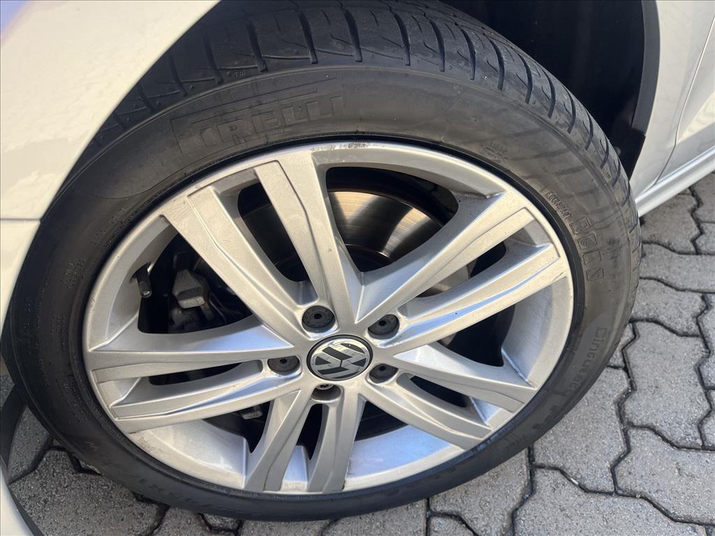 JETTA 2.0 TSI HIGHLINE 211CV GASOLINA 4P TIPTRONIC3