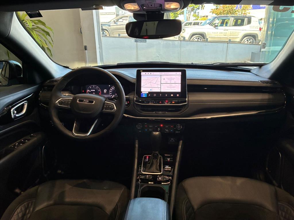 COMPASS 2.0 HURRICANE 4 TURBO GASOLINA BLACKHAWK AT94