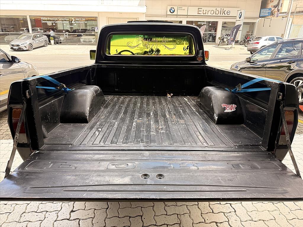 Ford F-1000 - 3.9 SUPER SÉRIE CS 8V DIESEL 2P MANUAL