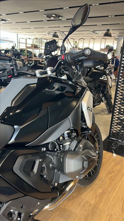 R 1300 GS TRIPLE BLACK2