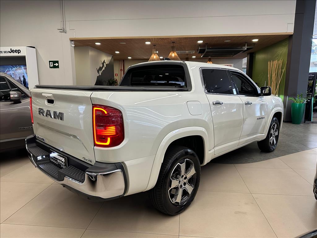 RAMPAGE 2.0 TURBO DIESEL LARAMIE 4X4 AUTOMÁTICO11