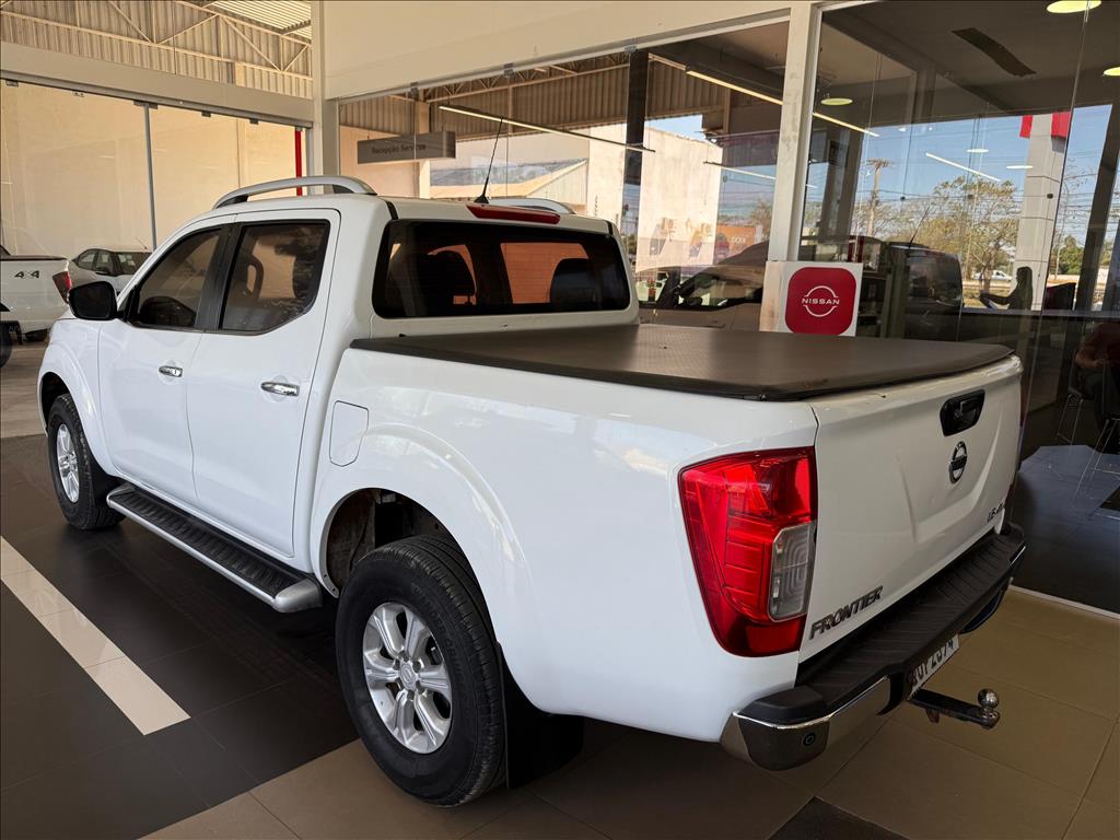 FRONTIER 2.3 16V TURBO DIESEL LE CD 4X4 AUTOMÁTICO