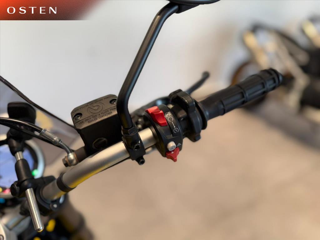 DUCATI-SCRAMBLER-ICON