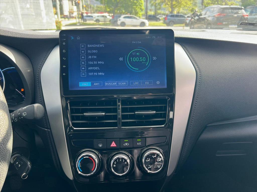 YARIS 1.3 16V FLEX XL MANUAL10