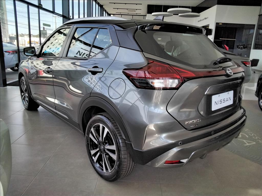 KICKS PLAY 1.6 16V FLEXSTART ADVANCE PLUS XTRONIC1