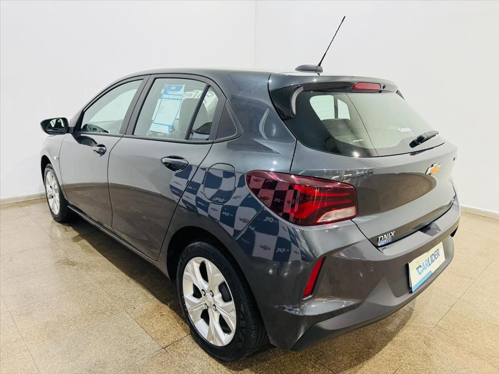 ONIX 1.0 TURBO FLEX LTZ AUTOMÁTICO5