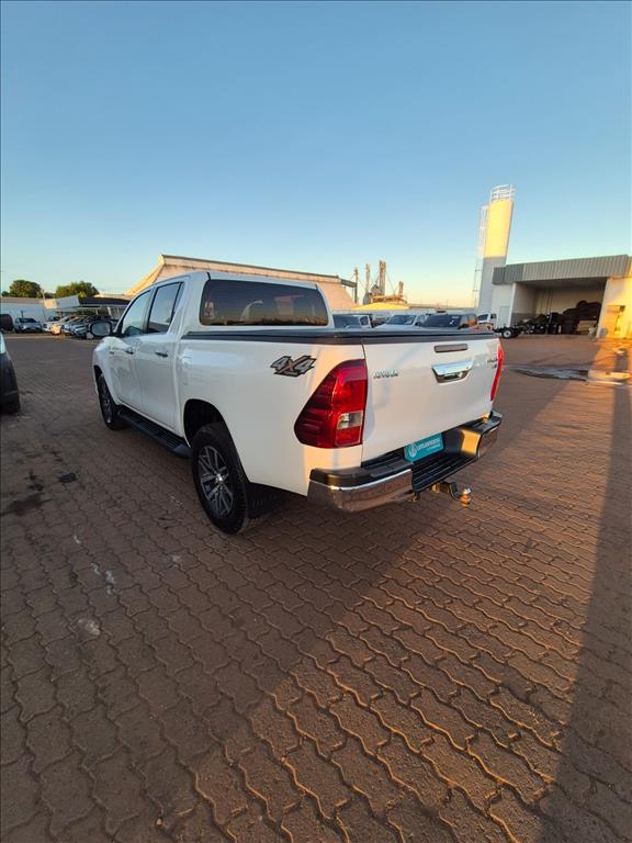HILUX 2.8 SRV 4X4 CD 16V DIESEL 4P AUTOMÁTICO3