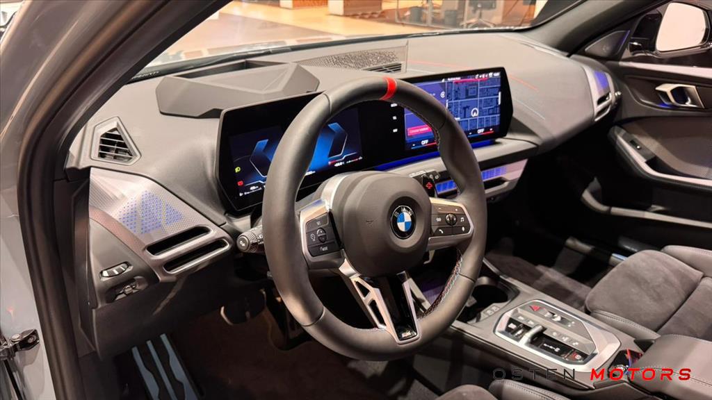 BMW-M 135i-2.0 16V TURBO GASOLINA XDRIVE STEPTRONIC