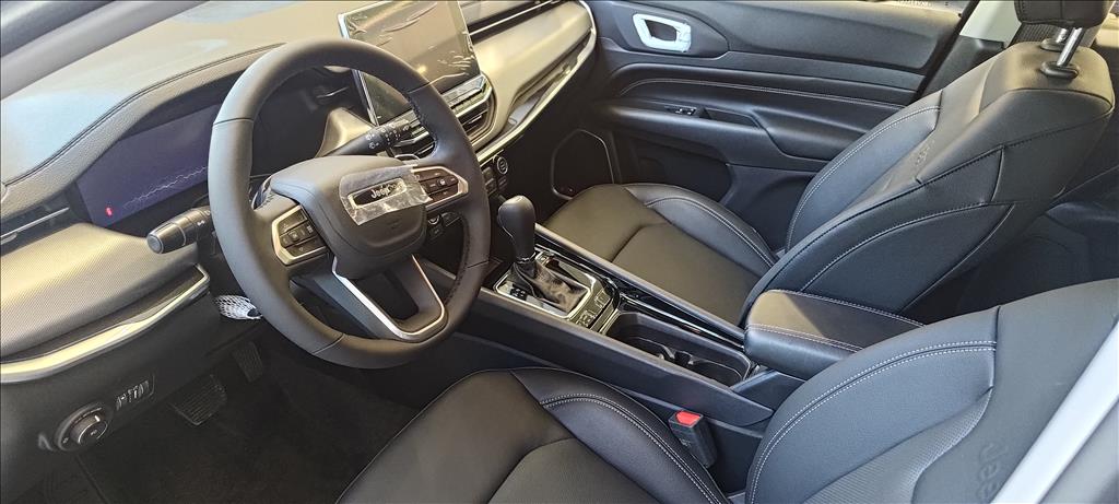 COMPASS 1.3 T270 TURBO FLEX LONGITUDE AT6 COMPASS 1.3 T270 TURBO FLEX LONGITUDE AT6