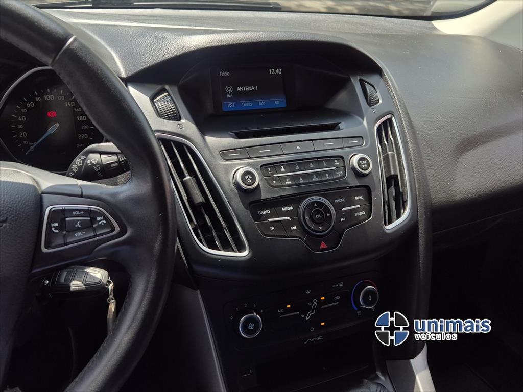 FORD FOCUS 1.6 SE 16V FLEX 4P MANUAL — foto 10