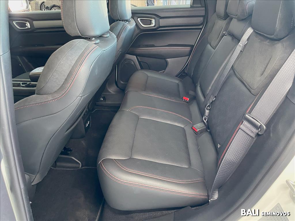 RAMPAGE 2.0 HURRICANE 4 TURBO GASOLINA R/T 4X4 AUTOMÁTICO17