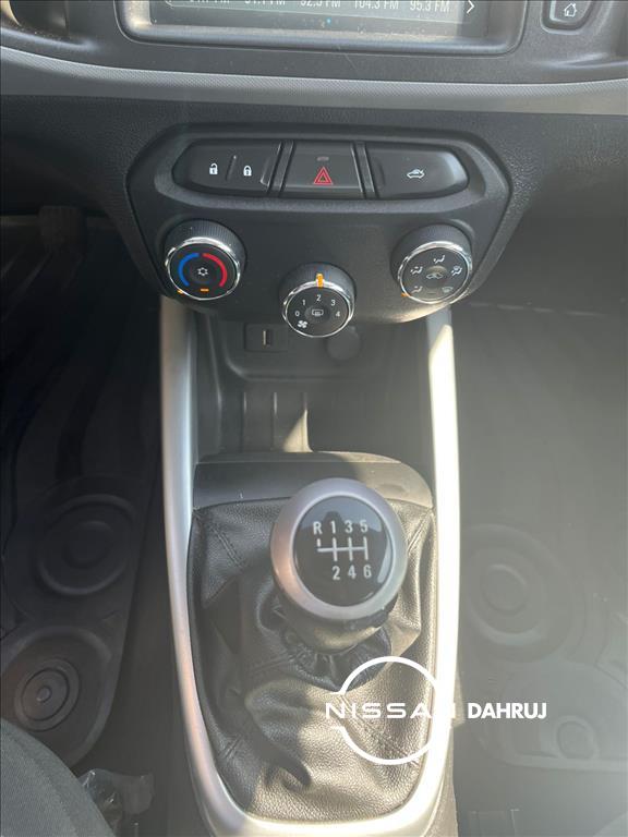 ONIX 1.4 MPFI LT 8V FLEX 4P MANUAL6