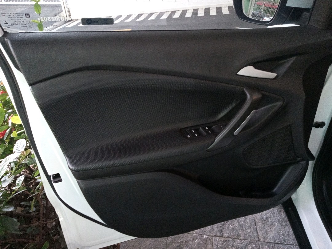 TRACKER 1.0 TURBO FLEX LT AUTOMÁTICO11