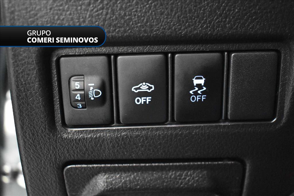 YARIS 1.5 16V FLEX SEDAN XLS MULTIDRIVE16