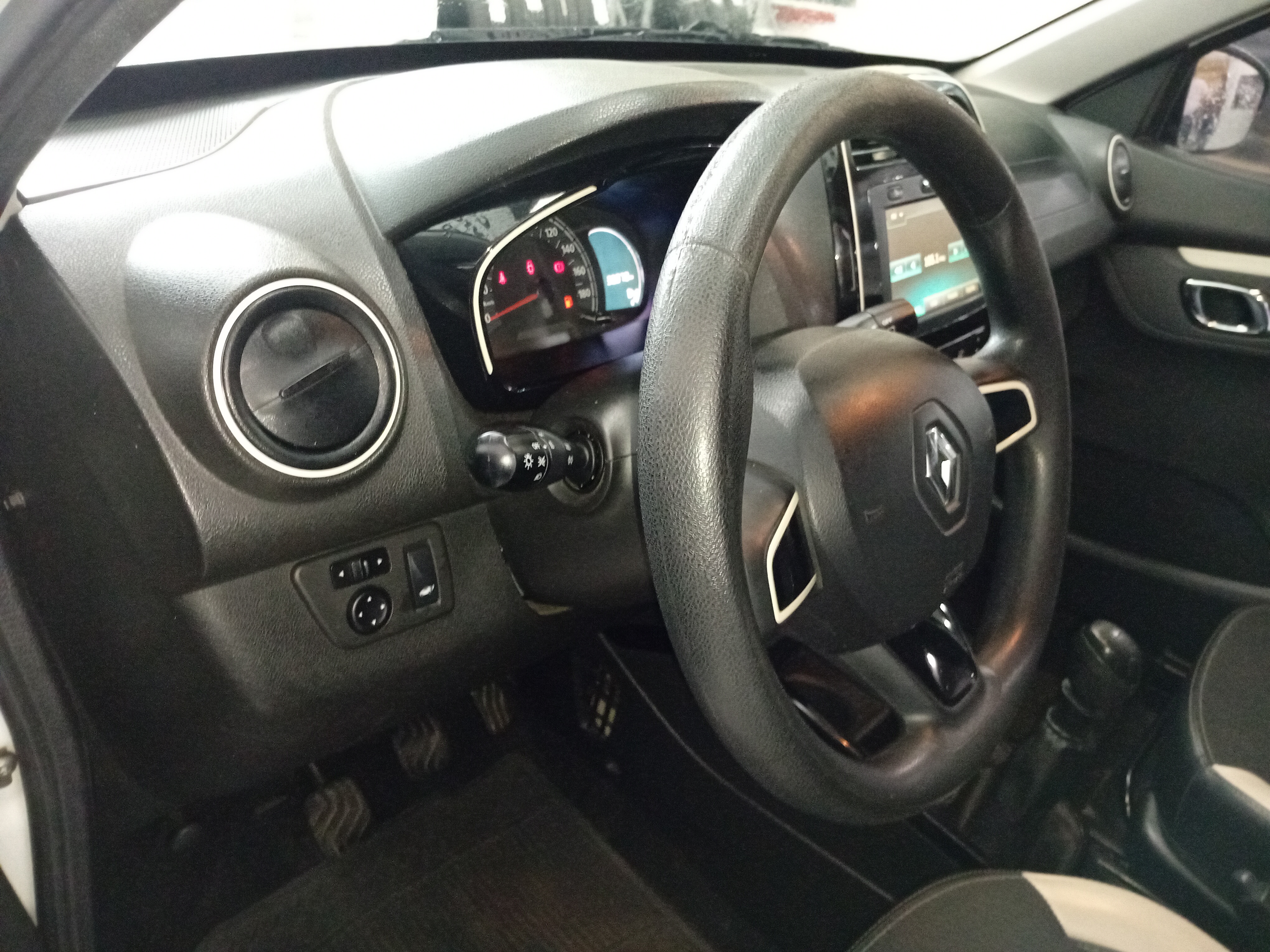 KWID 1.0 12V SCE FLEX INTENSE MANUAL6