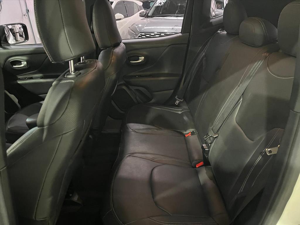 RENEGADE 1.8 16V FLEX STD 4P AUTOMÁTICO5