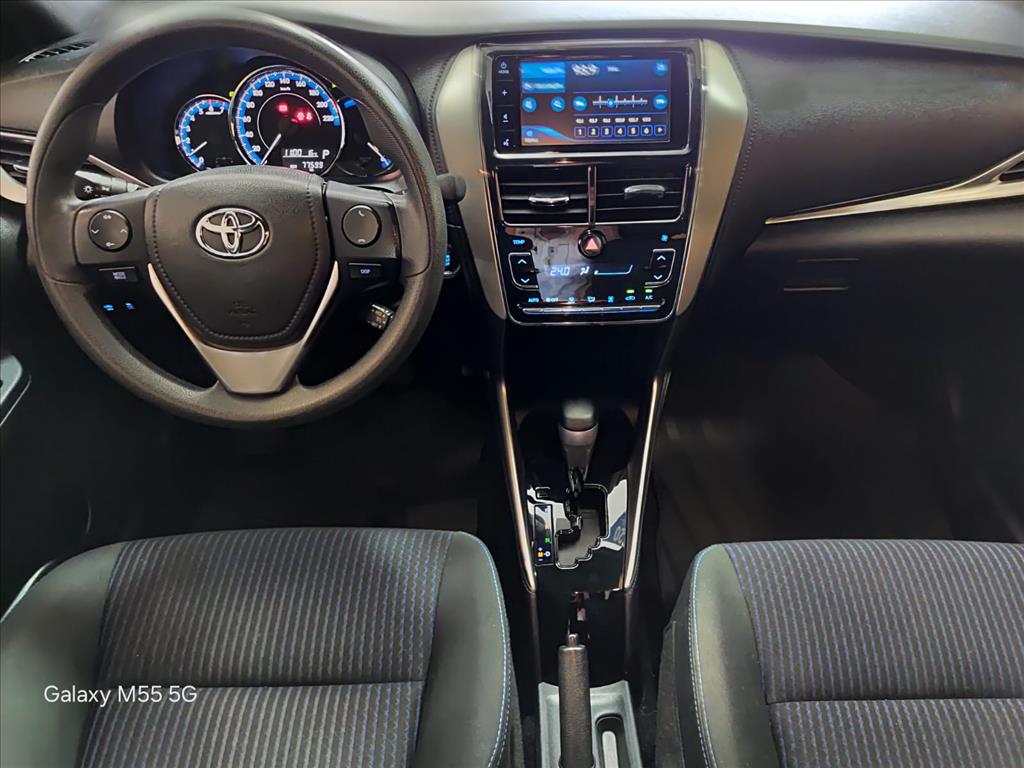 YARIS 1.3 16V FLEX XL PLUS TECH MULTIDRIVE7