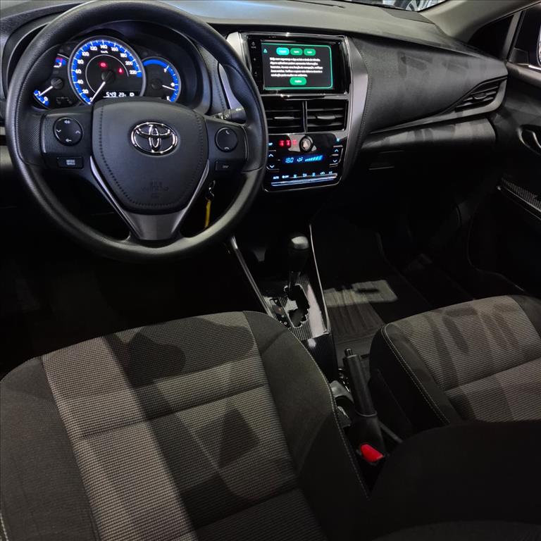 YARIS 1.5 16V FLEX SEDAN XL MULTIDRIVE9