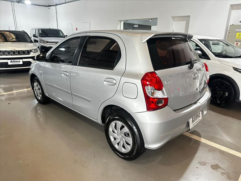 ETIOS 1.5 XS 16V FLEX 4P AUTOMÁTICO6