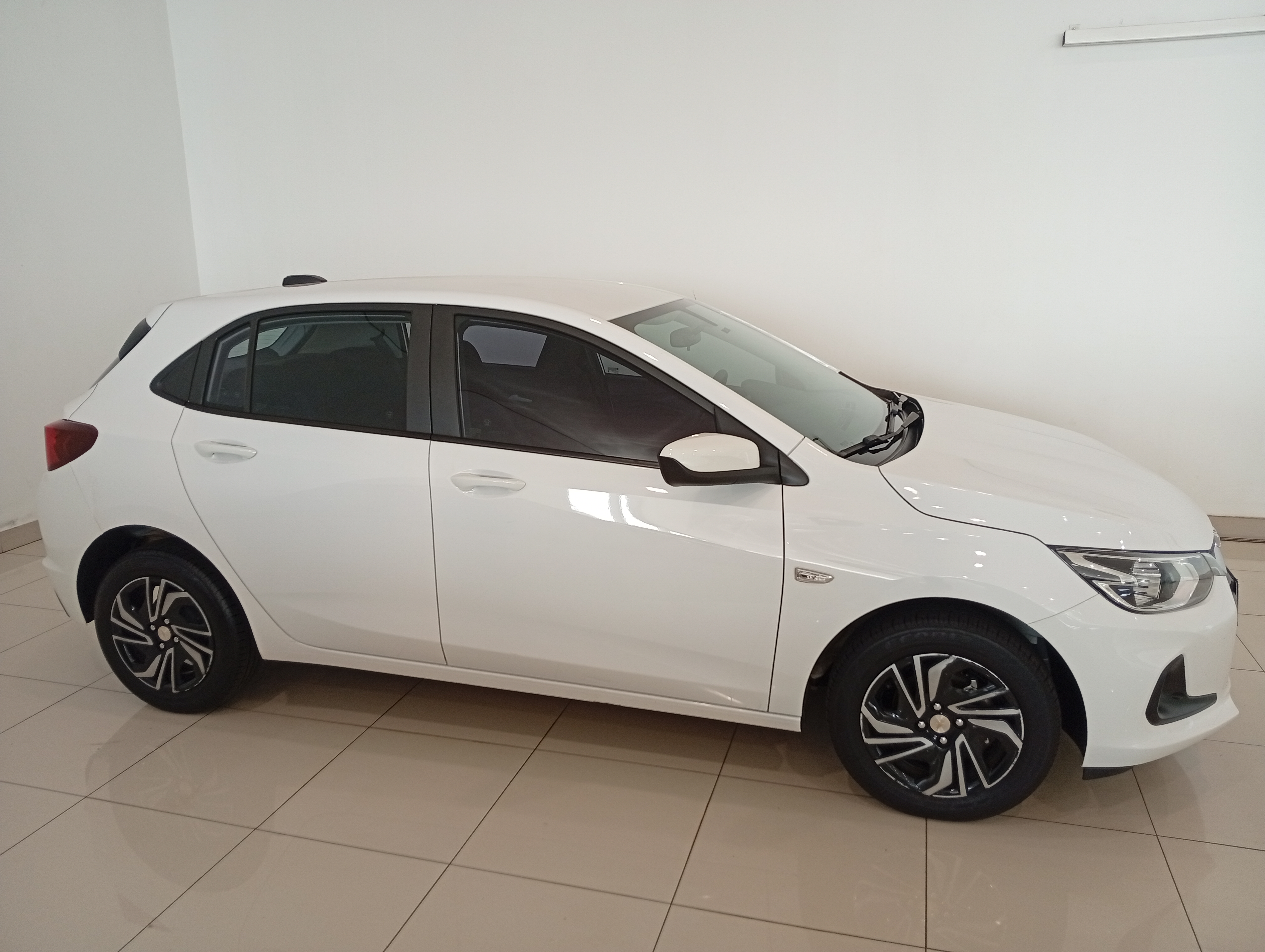 Chevrolet Onix 1.0 Turbo Flex LT Manual - foto 3
