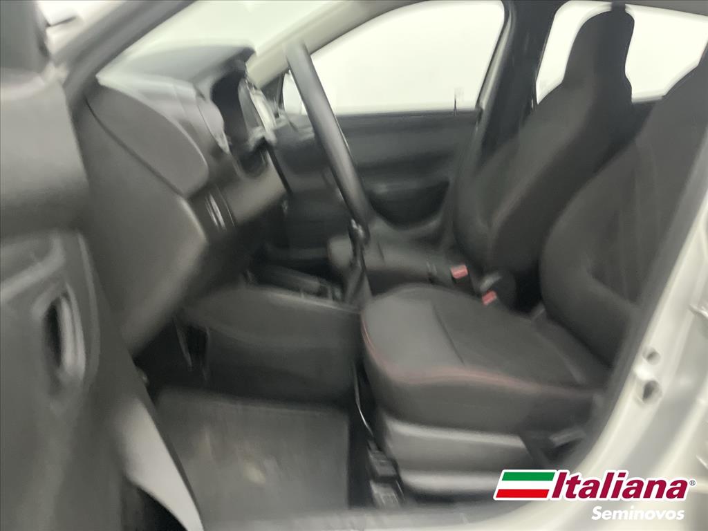 KWID 1.0 12V SCE FLEX ZEN MANUAL12