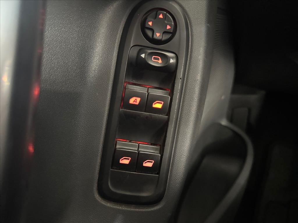 C3 1.5 ATTRACTION 8V FLEX 4P MANUAL13