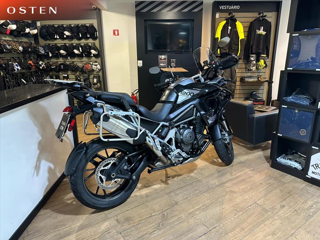 TRIUMPH-TIGER-1200 GT PRO