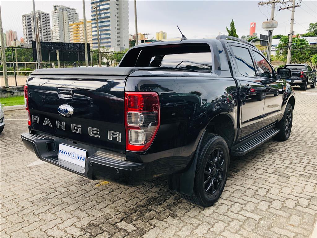 RANGER 2.2 BLACK 4X2 CD 16V DIESEL 4P AUTOMÁTICO5