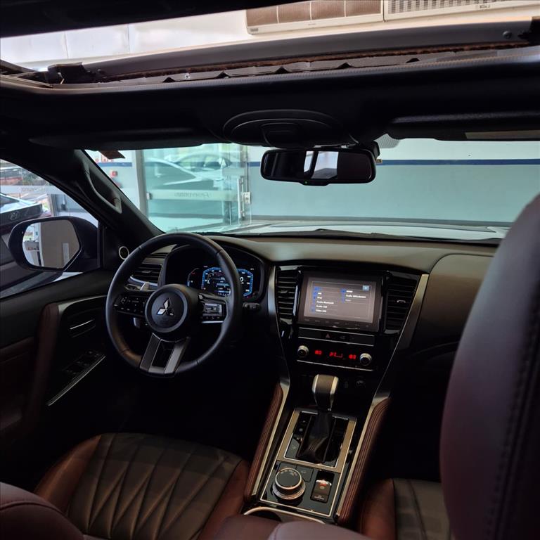 PAJERO SPORT 2.4 16V MIVEC TURBO DIESEL LEGEND BLACK AWD AUTOMÁTICO11