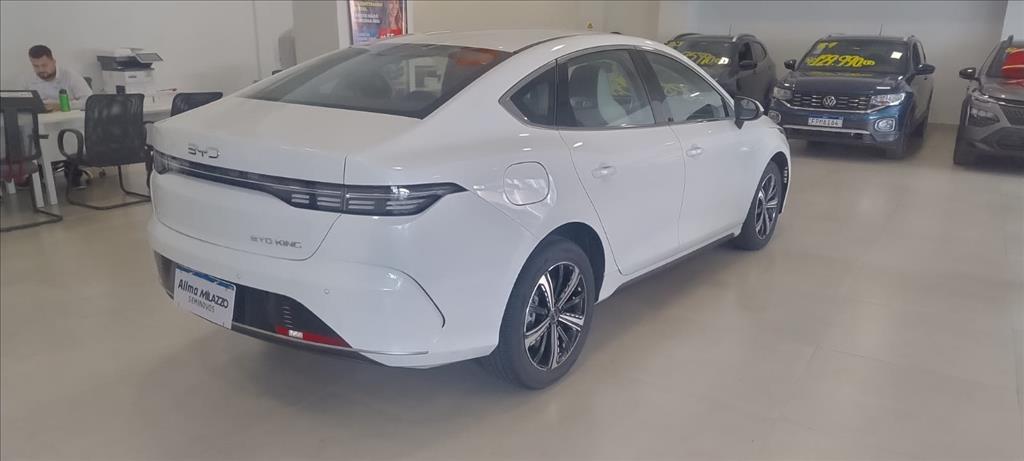 KING 1.5 DM-I PHEV GS AUTOMÁTICO14