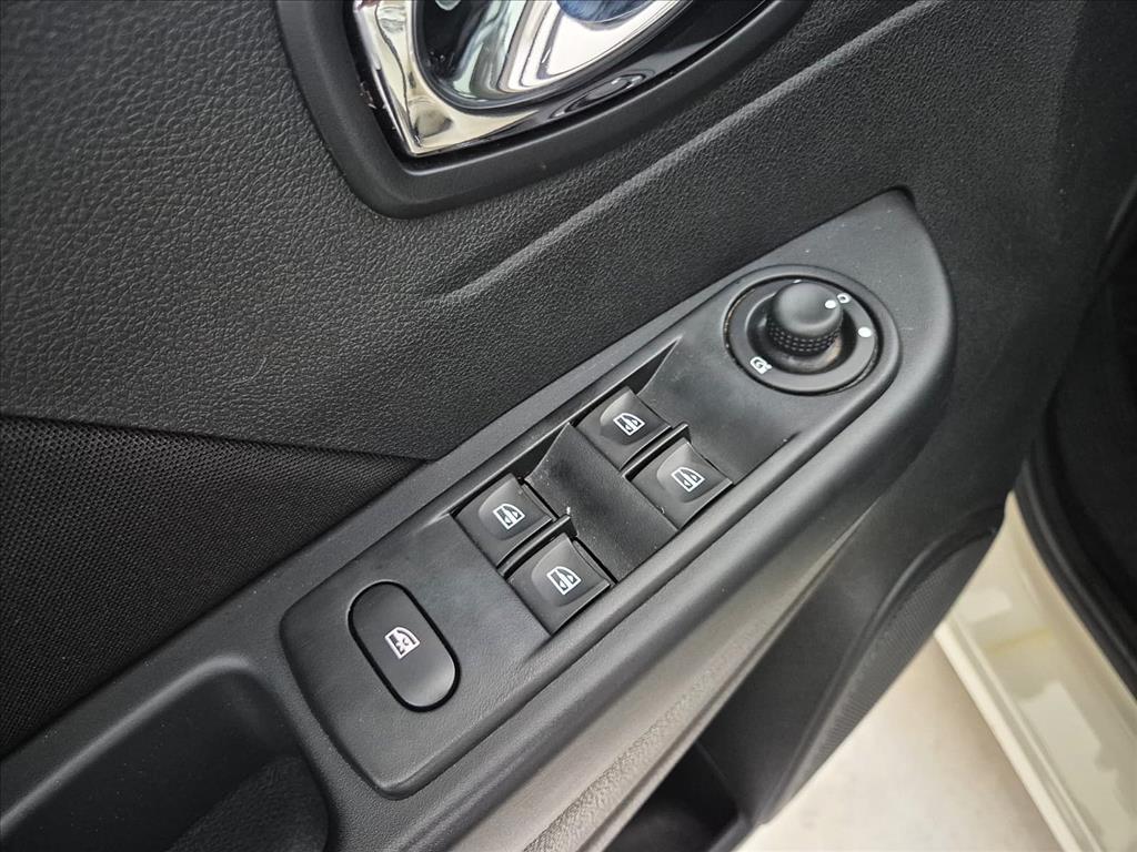 Renault-CAPTUR-1.6 16V SCE FLEX ZEN X-TRONIC