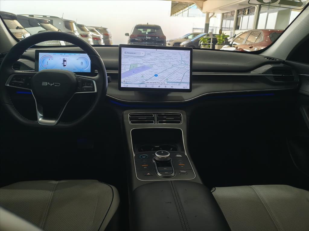 KING 1.5 DM-I PHEV GS AUTOMÁTICO4