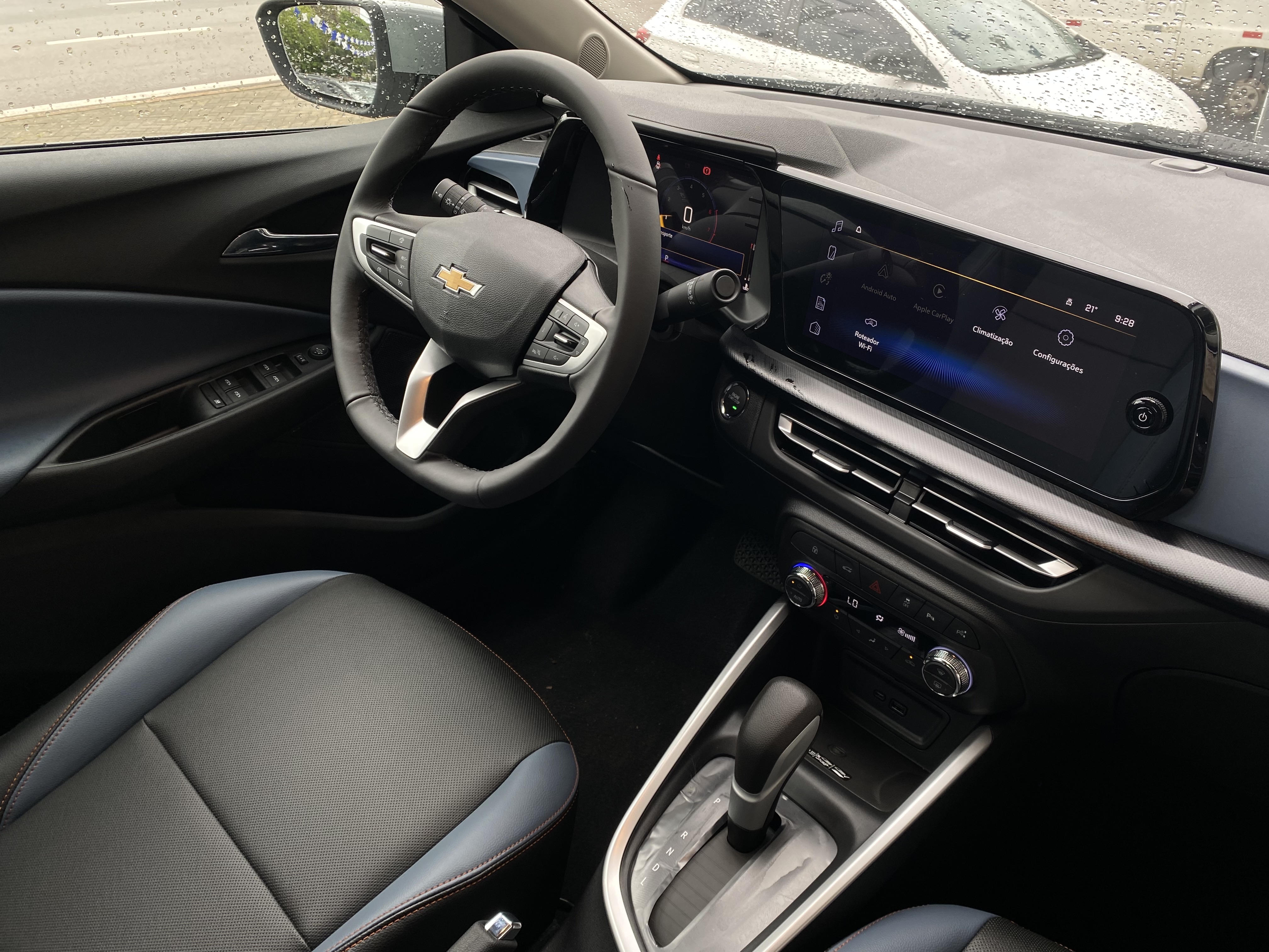 ONIX PLUS 1.0 TURBO FLEX PREMIER AUTOMÁTICO4
