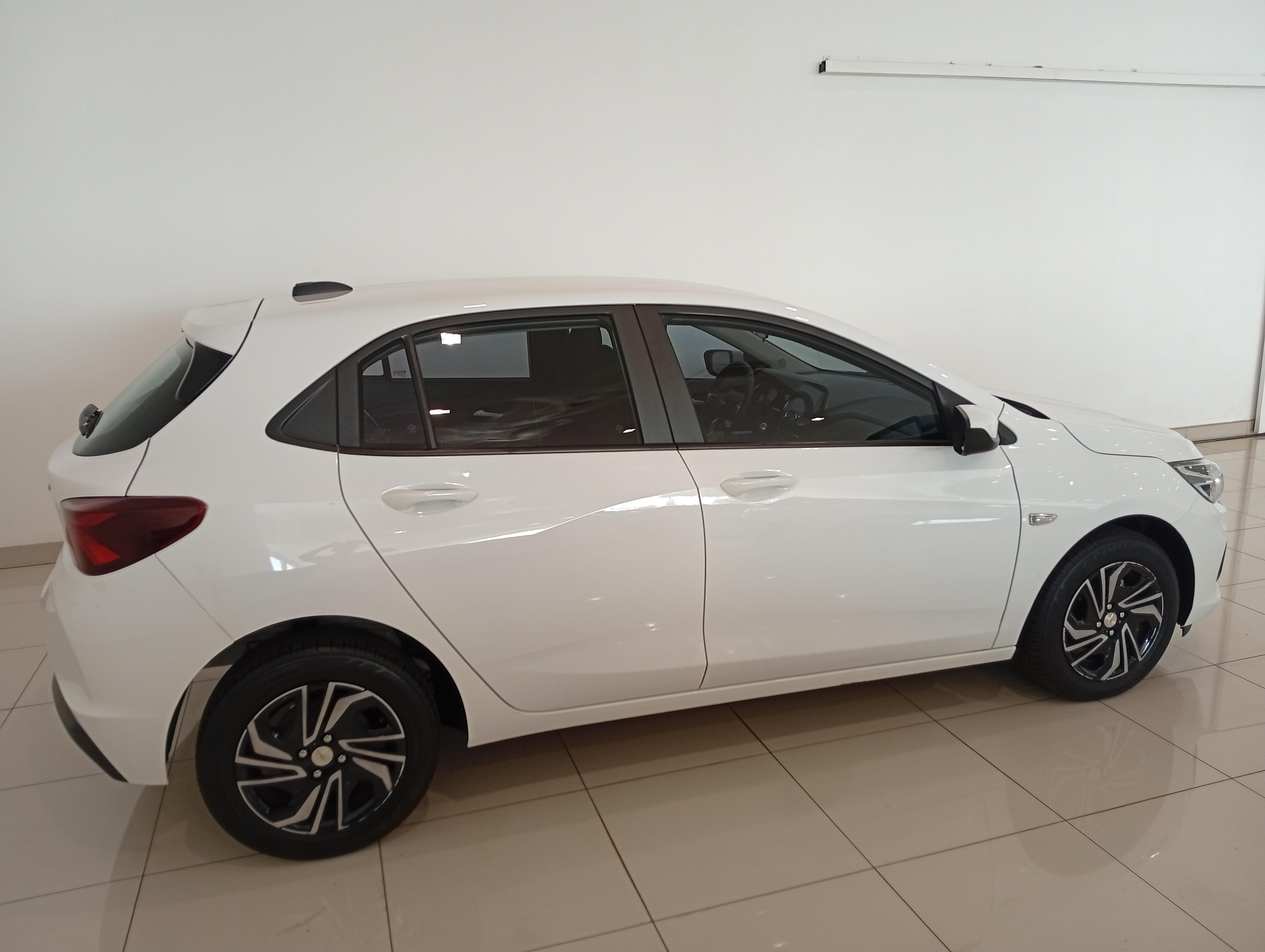 Chevrolet Onix 1.0 Turbo Flex LT Manual - foto 8