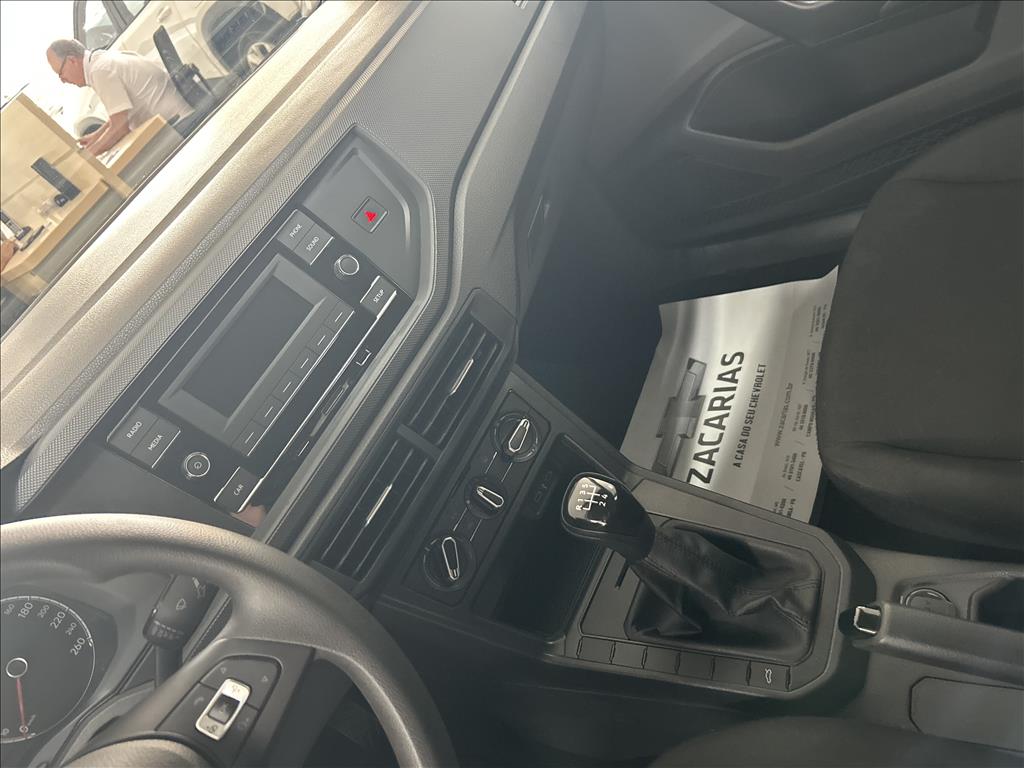 POLO 1.0 MPI TRACK MANUAL8