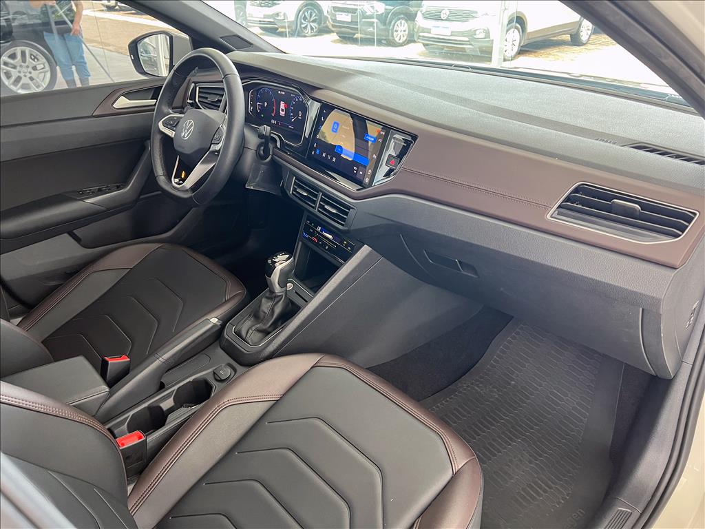 VIRTUS 1.0 200 TSI HIGHLINE AUTOMÁTICO13