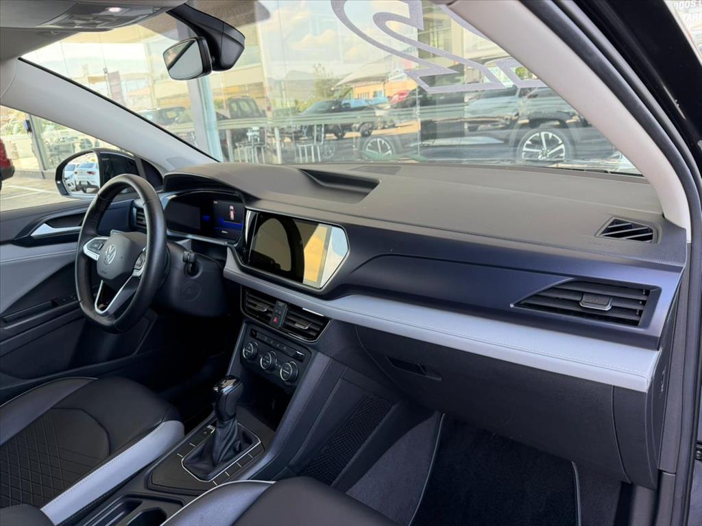 TAOS 1.4 250 TSI TOTAL FLEX COMFORTLINE AUTOMÁTICO13