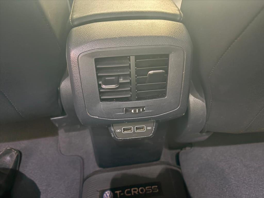 T-CROSS 1.4 250 TSI TOTAL FLEX HIGHLINE AUTOMÁTICO10