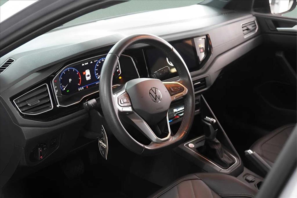 VIRTUS 1.4 250 TSI EXCLUSIVE AUTOMÁTICO12