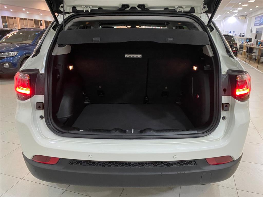 COMPASS 1.3 T270 TURBO FLEX LIMITED AT6