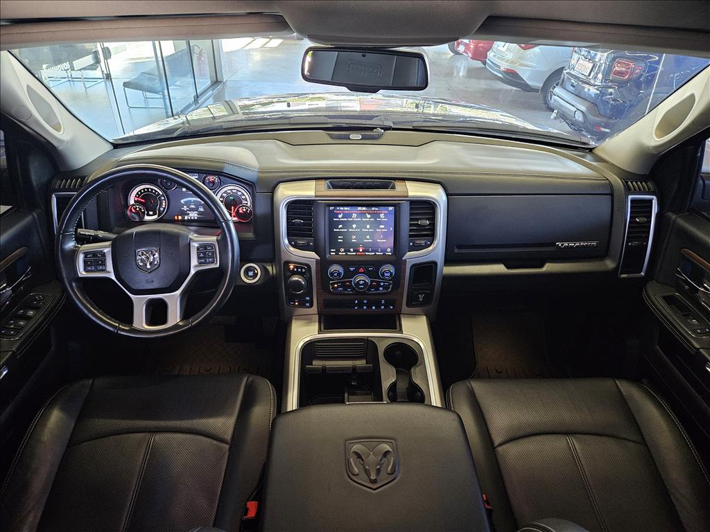 CLASSIC 5.7 V8 GASOLINA LARAMIE CD 4X4 AUTOMÁTICO