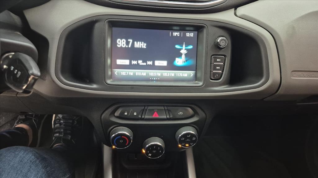 ONIX 1.0 MPFI LT 8V FLEX 4P MANUAL8
