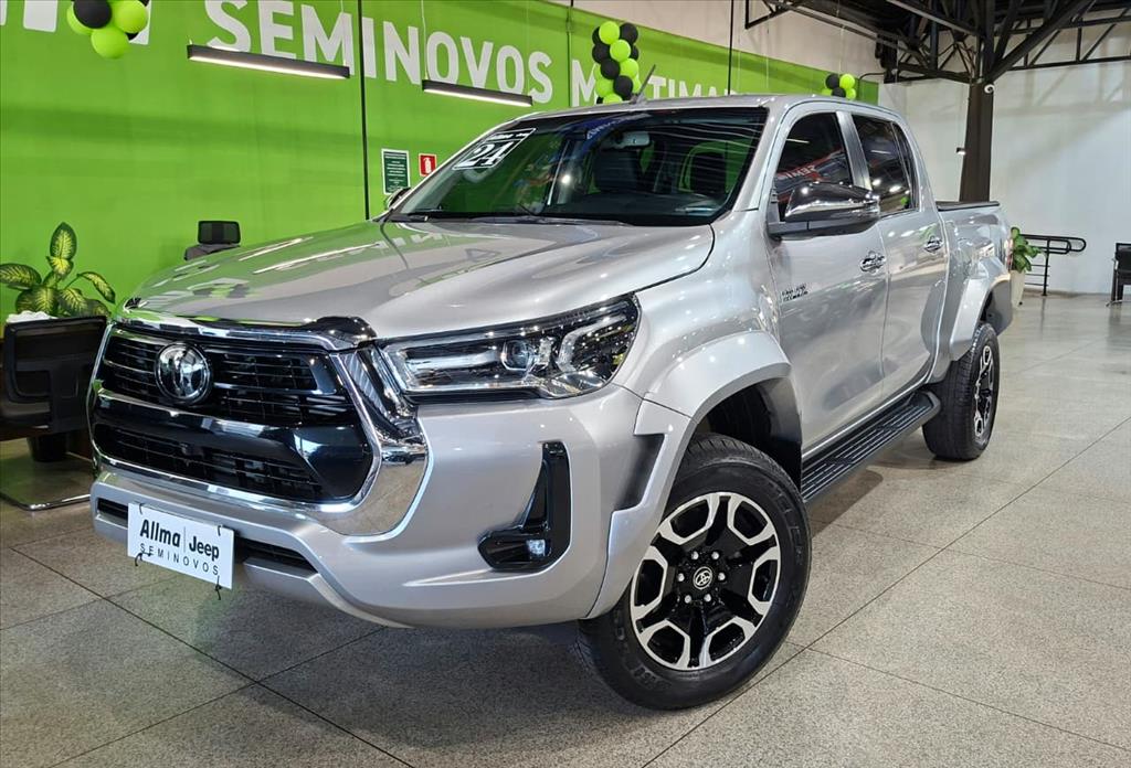 HILUX 2.8 D-4D TURBO DIESEL CD SRX PLUS 4X4 AUTOMÁTICO0