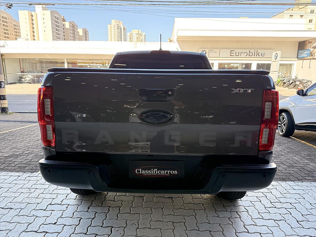 FORD RANGER 3.2 XLT 4X4 CD 20V DIESEL 4P AUTOMÁTICO