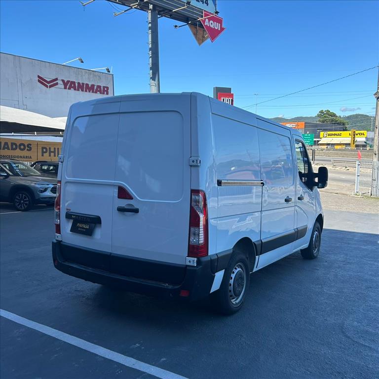 MASTER 2.3 DCI DIESEL CHASSI-CABINE L1H1 2P MANUAL4