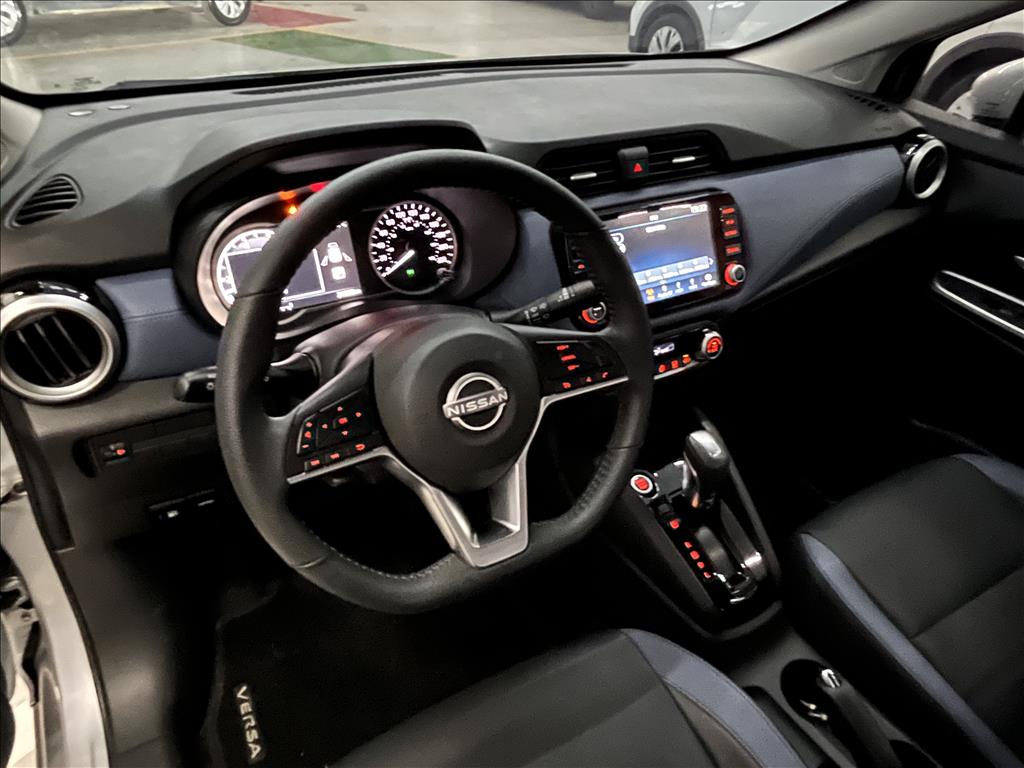 VERSA 1.6 16V FLEX EXCLUSIVE XTRONIC10