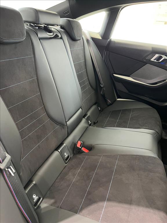 BMW-M235i-2.0 16V TURBO GASOLINA XDRIVE GRAN COUPÉ STEPTRONIC