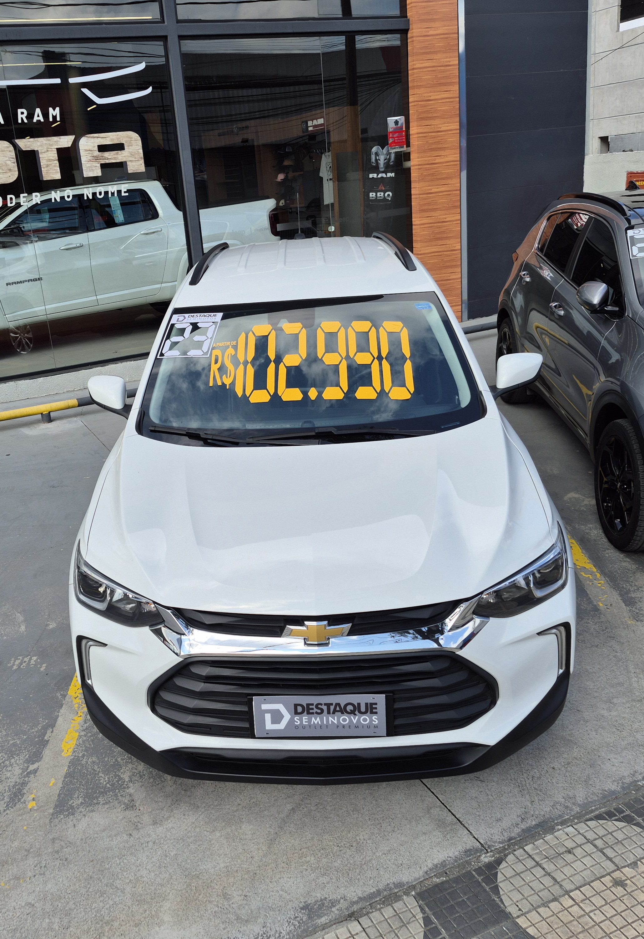 Imagem ilustrativa CHEVROLET TRACKER